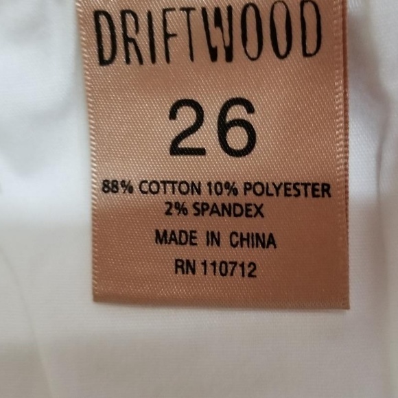 Driftwood Embroidered  Denim  Shorts White Size 26 - Picture 4 of 4